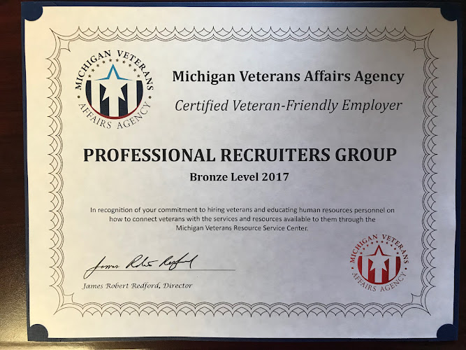 agencia de empleo en St. Petersburg