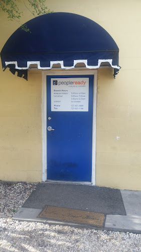 agencia de empleo en St. Petersburg