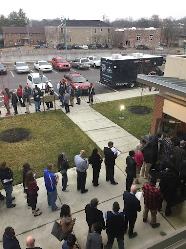 agencia de empleo en Clarksville